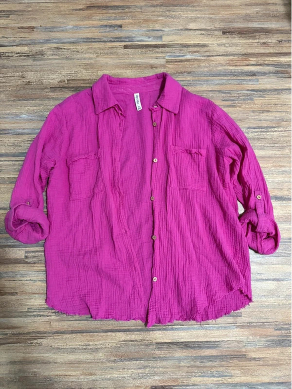 Zenana gauze style button up shirt size medium